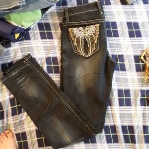 Women's size 7 skinny jeans